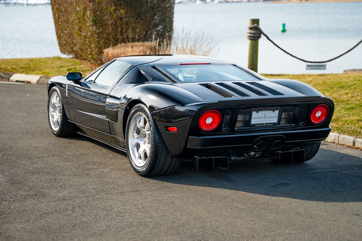 2005 Ford GT