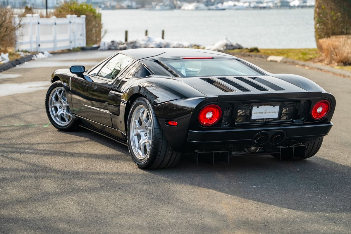 2005 Ford GT
