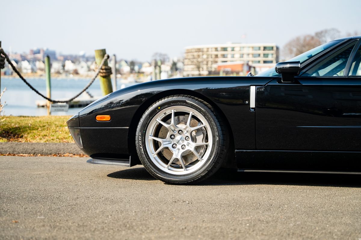 2005 Ford GT
