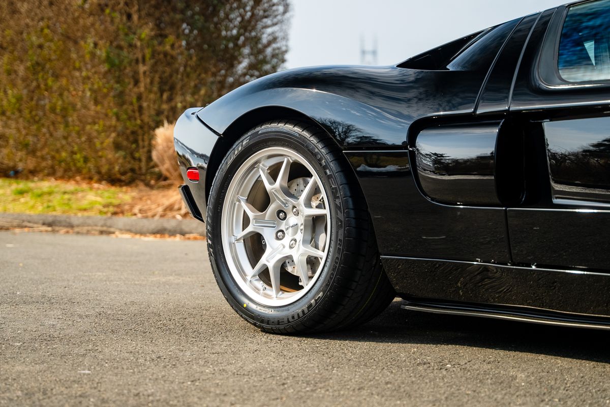 2005 Ford GT