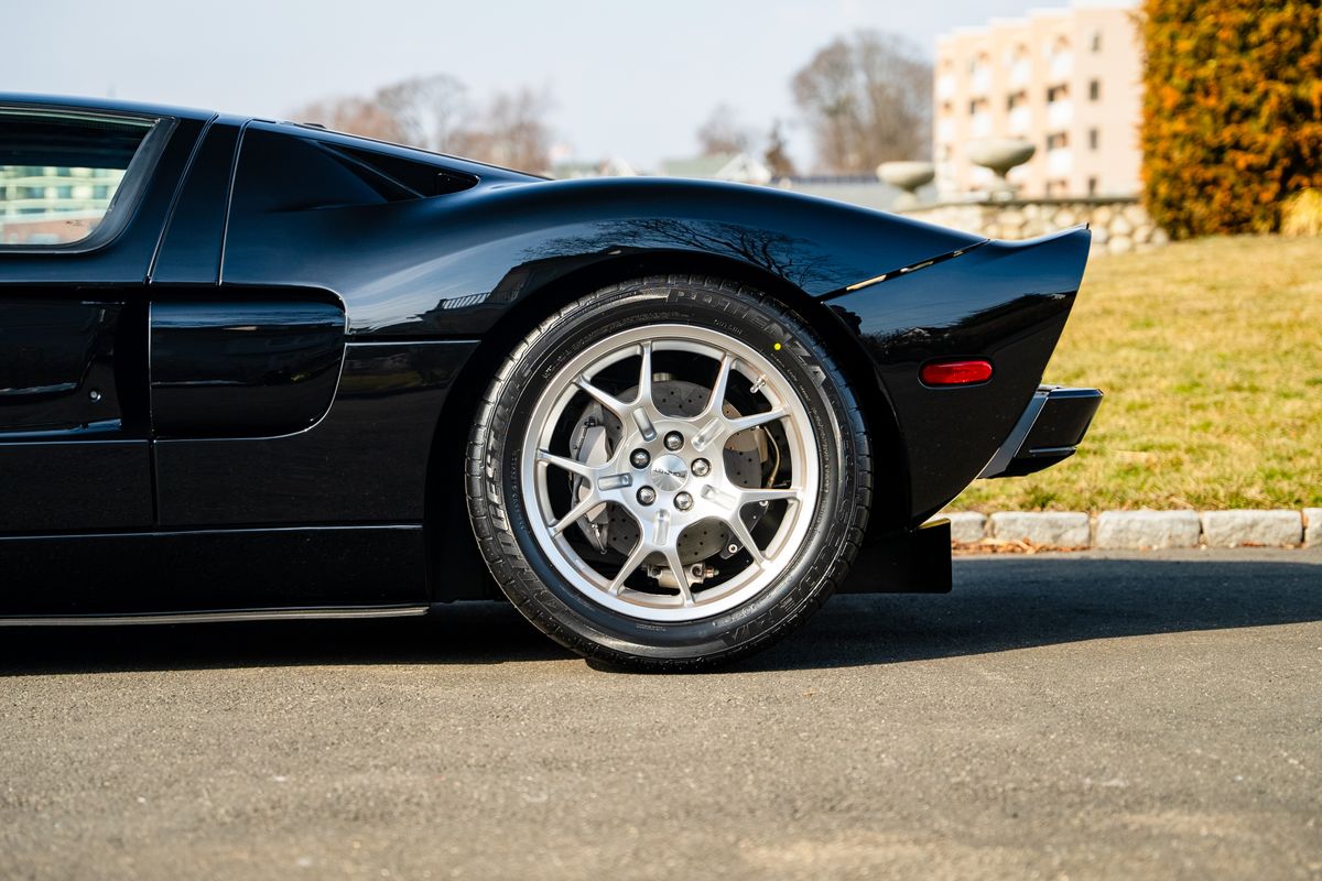 2005 Ford GT