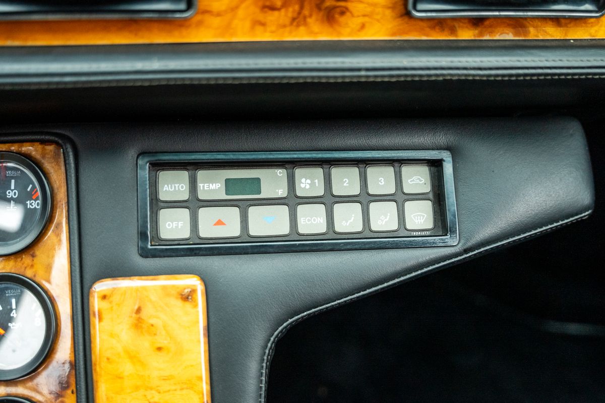 1991 De Tomaso Pantera 90 Si