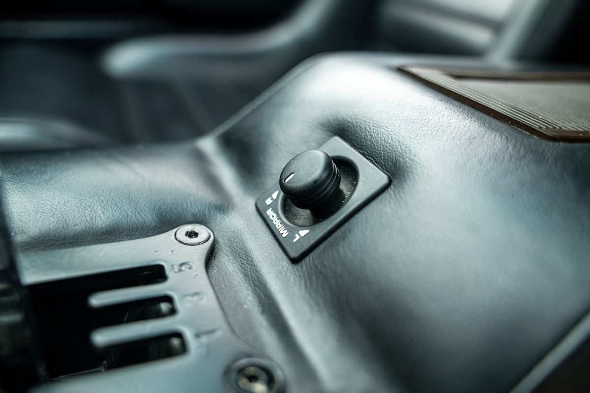 1991 De Tomaso Pantera 90 Si