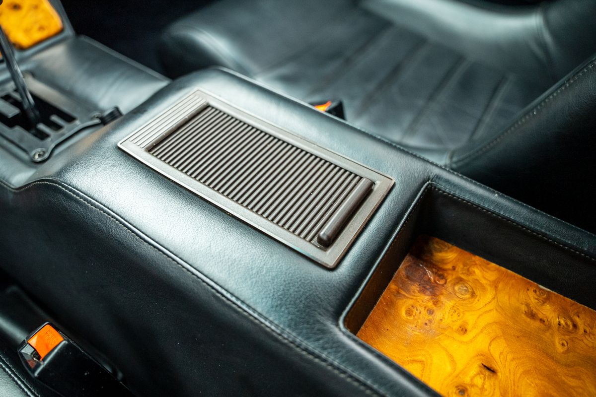 1991 De Tomaso Pantera 90 Si