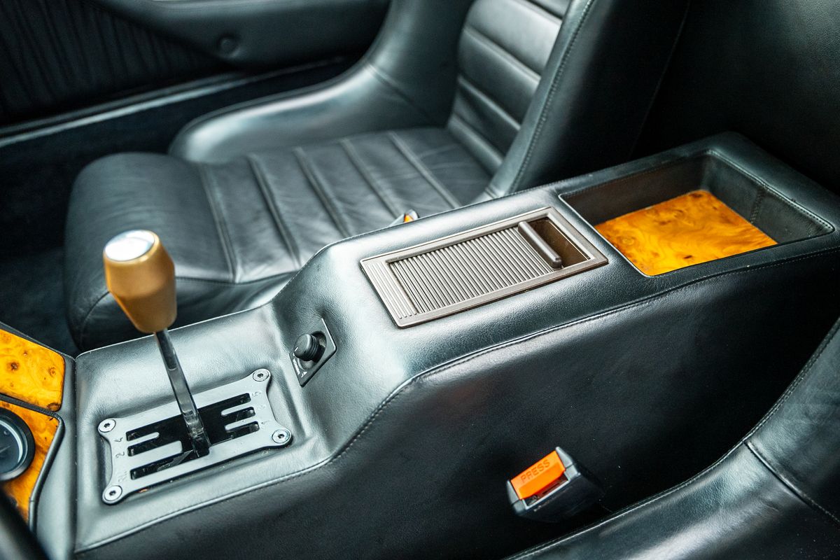 1991 De Tomaso Pantera 90 Si