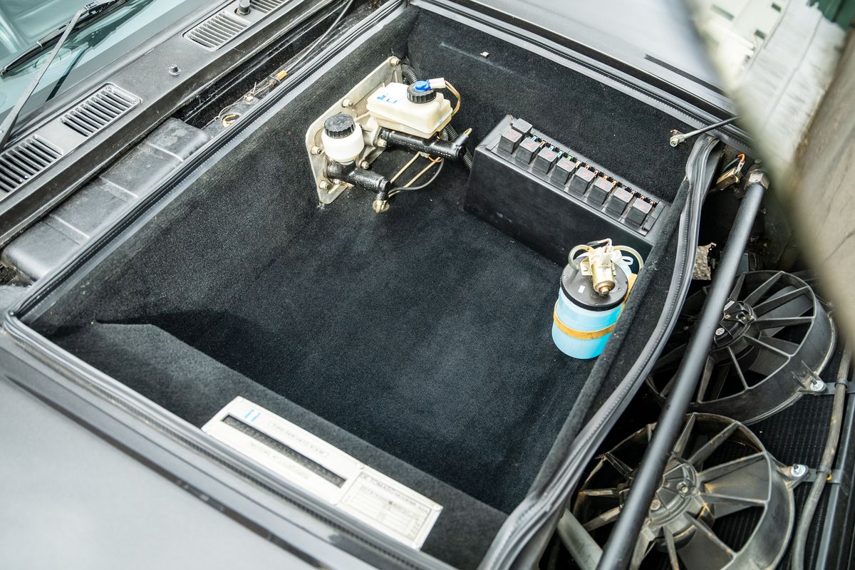 1991 De Tomaso Pantera 90 Si