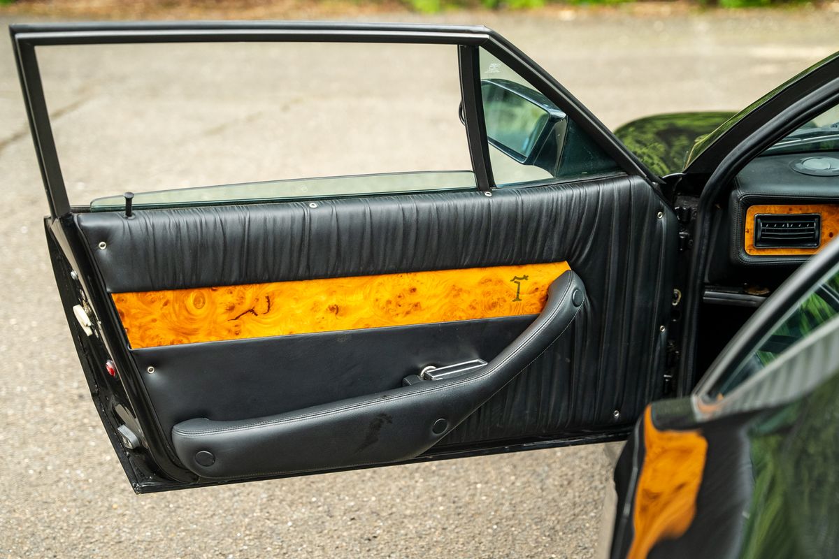 1991 De Tomaso Pantera 90 Si