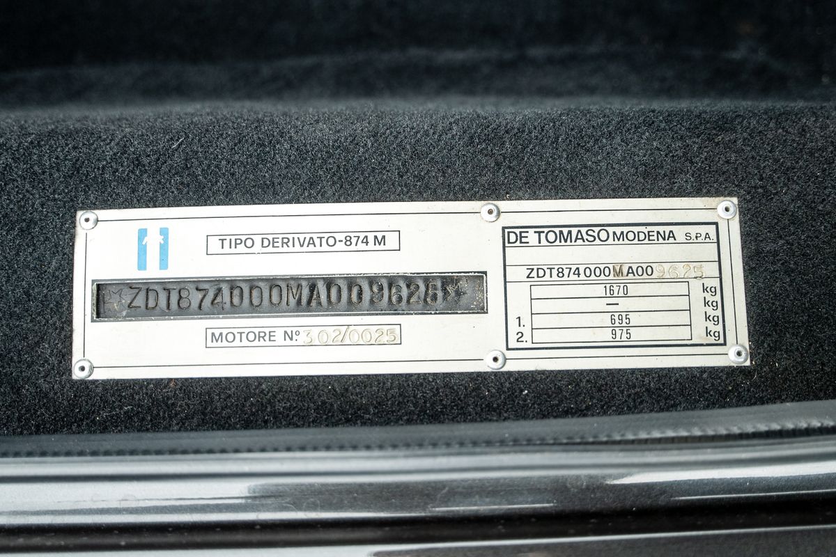 1991 De Tomaso Pantera 90 Si