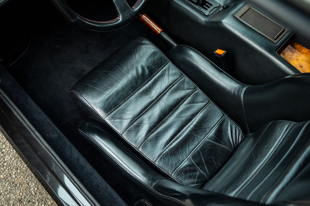 1991 De Tomaso Pantera 90 Si
