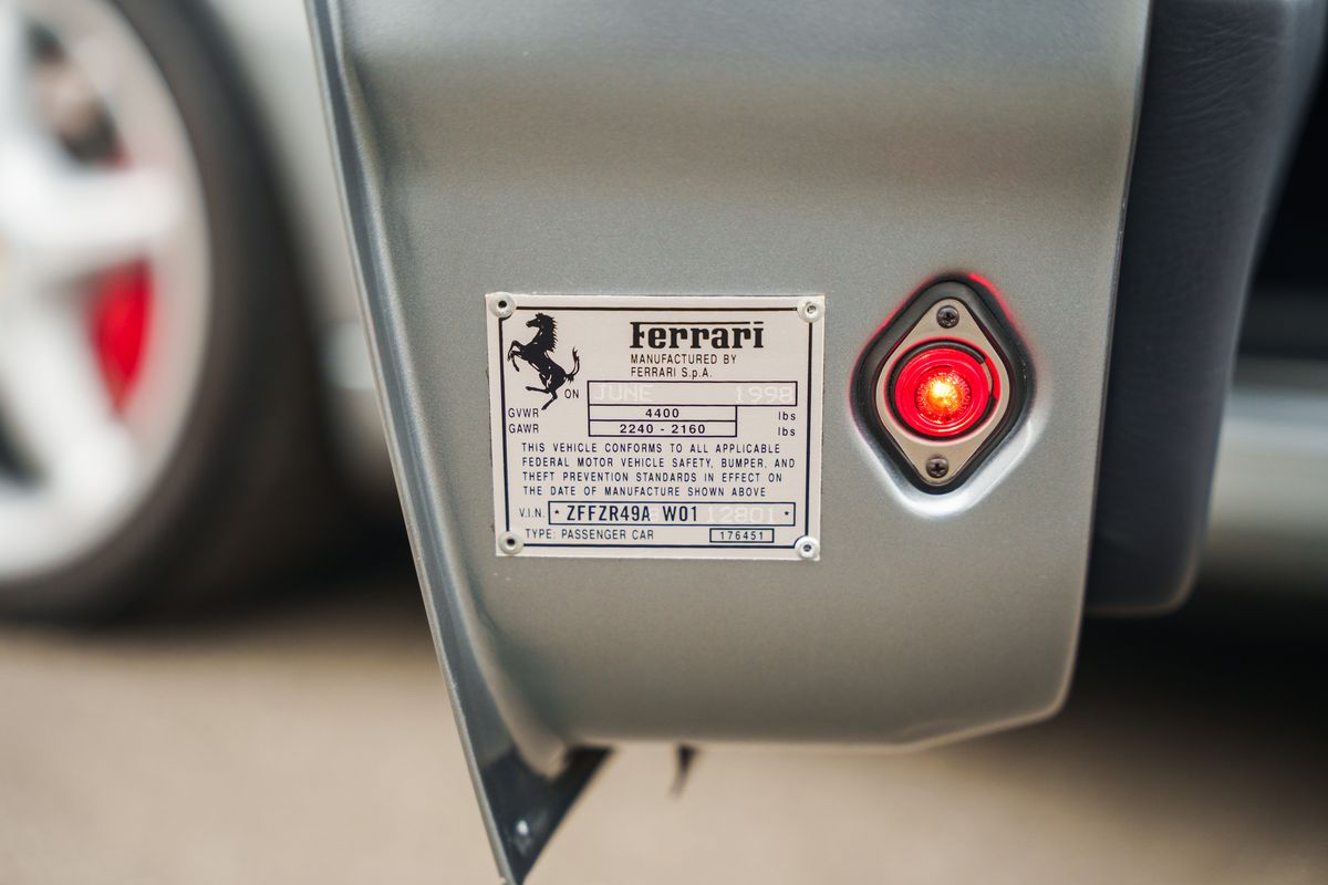 1998 Ferrari 550 Maranello
