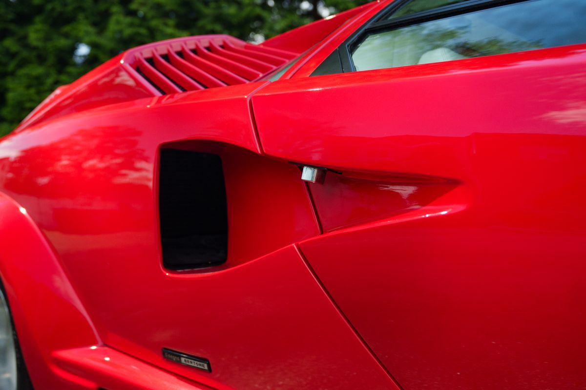 1989 Lamborghini Countach 25th Anniversary "Downdraft"
