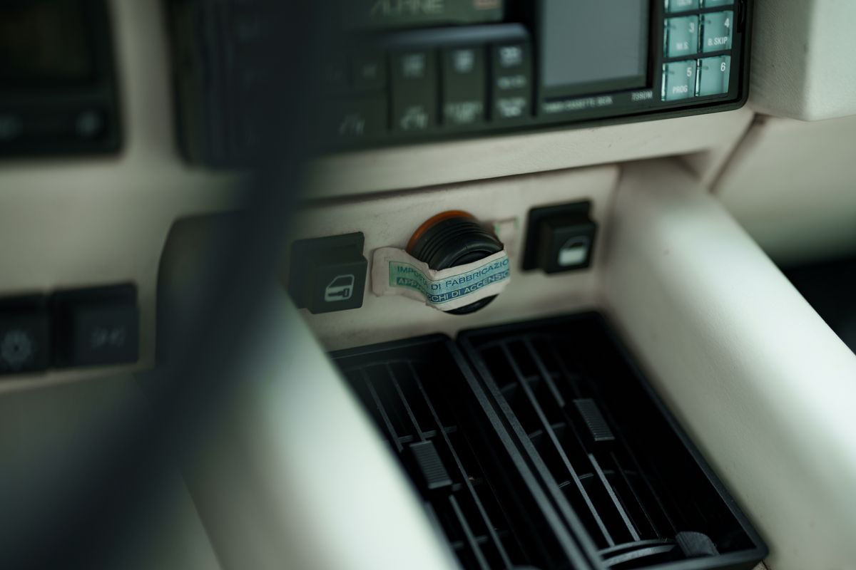 1989 Lamborghini Countach 25th Anniversary "Downdraft"