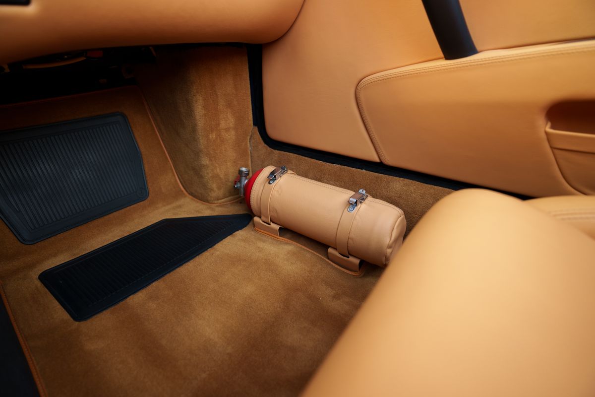 2001 Ferrari 550 Barchetta Pininfarina