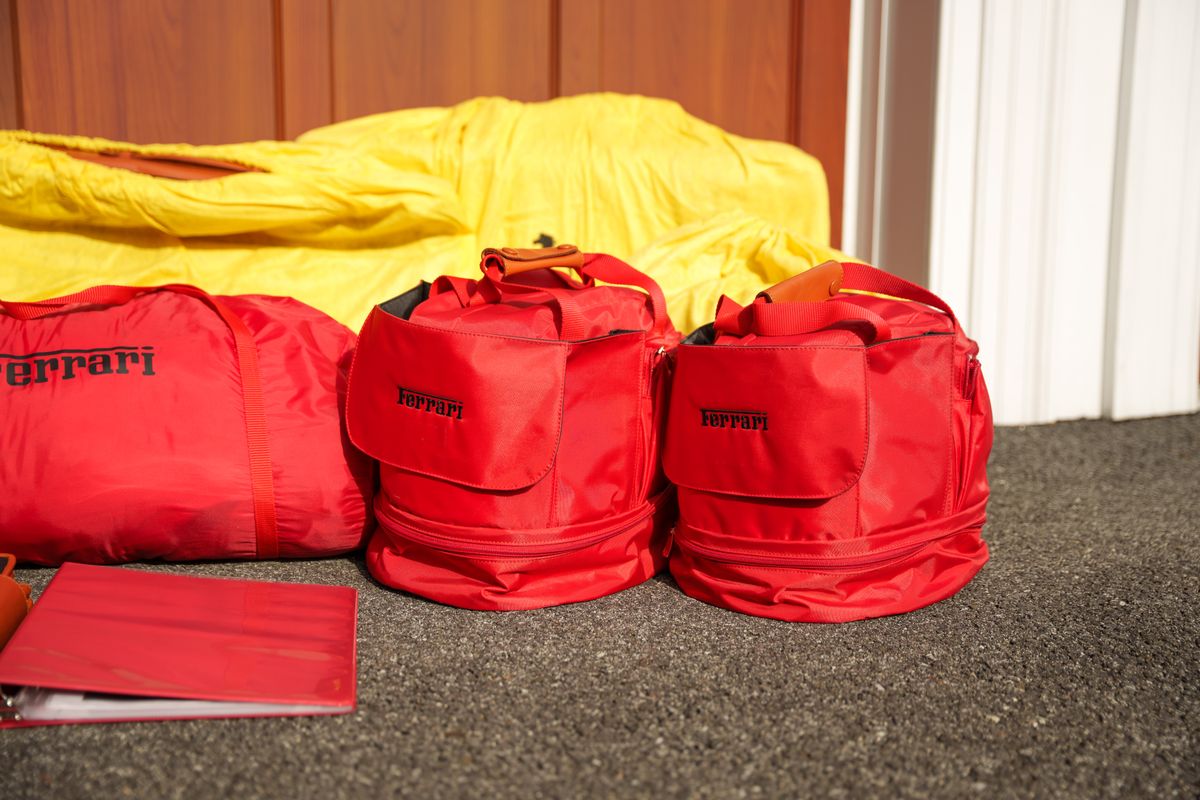 2001 Ferrari 550 Barchetta Pininfarina