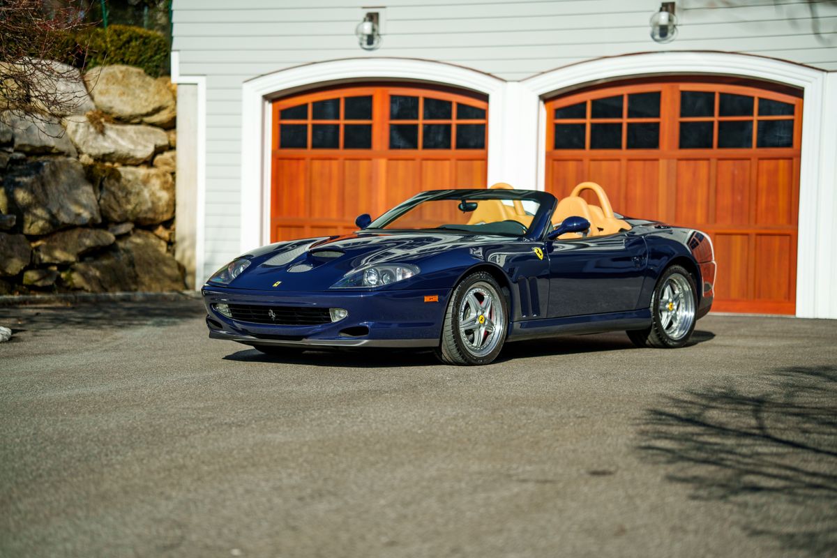 2001 Ferrari 550 Barchetta Pininfarina