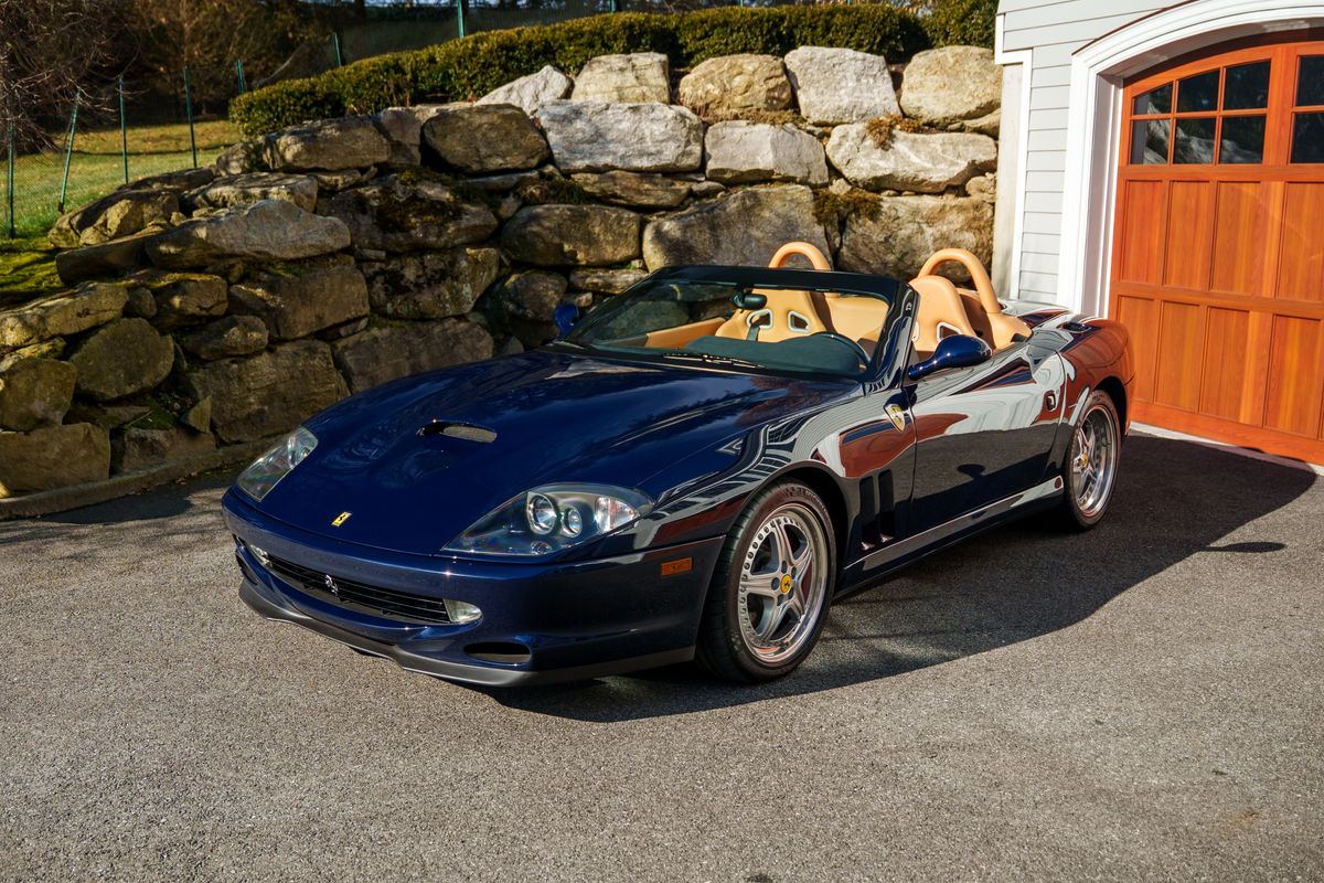 2001 Ferrari 550 Barchetta Pininfarina