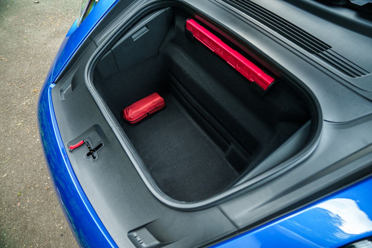 2026 Porsche 911 Club Coupe
