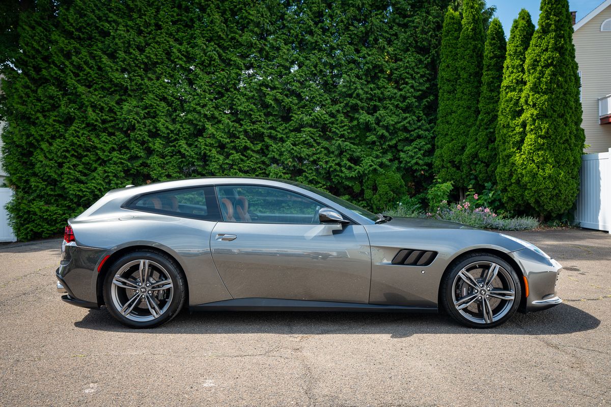 2017 Ferrari GTC4 Lusso