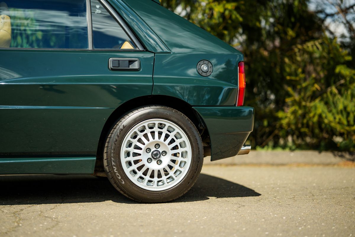 1992 Lancia Delta HF Integrale 8V Evoluzione "Serie Speciale"