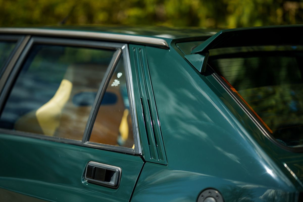 1992 Lancia Delta HF Integrale 8V Evoluzione "Serie Speciale"