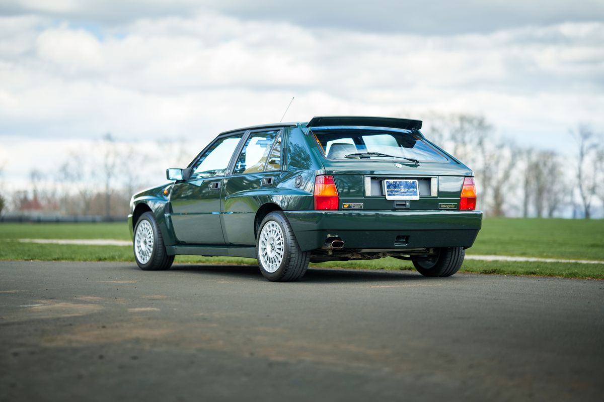 1992 Lancia Delta HF Integrale 8V Evoluzione "Serie Speciale"