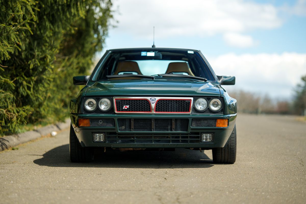 1992 Lancia Delta HF Integrale 8V Evoluzione "Serie Speciale"