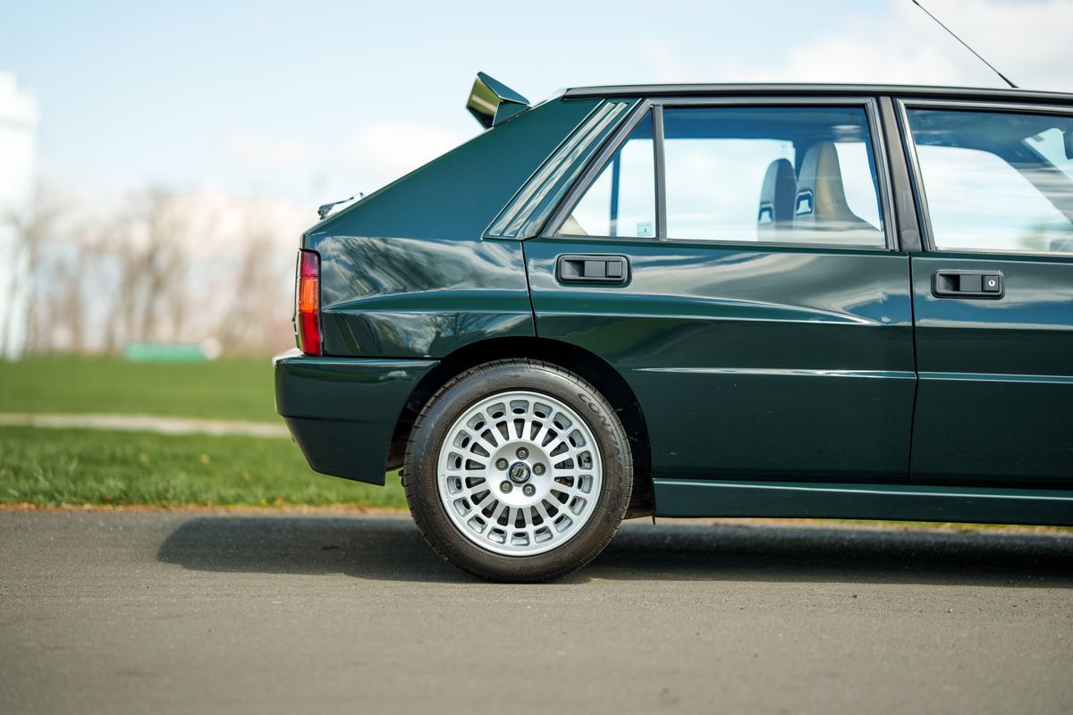 1992 Lancia Delta HF Integrale 8V Evoluzione "Serie Speciale"