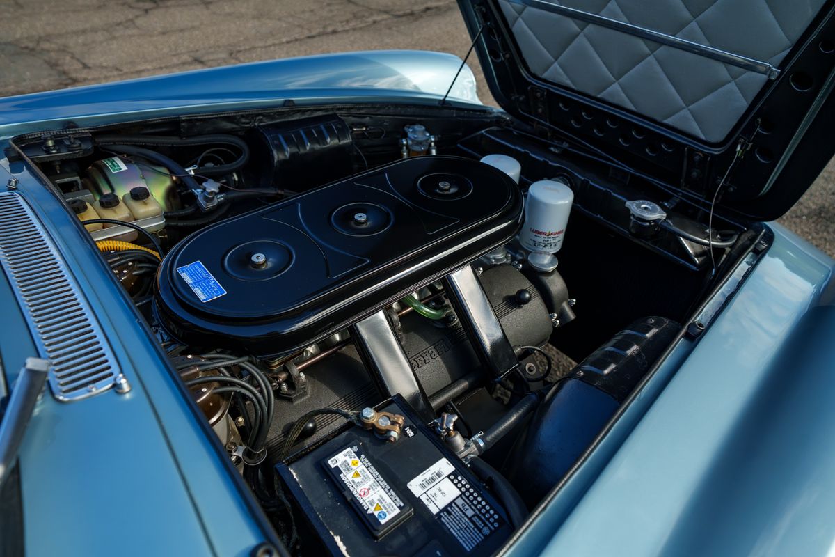 1967 Ferrari 330 GT 2+2