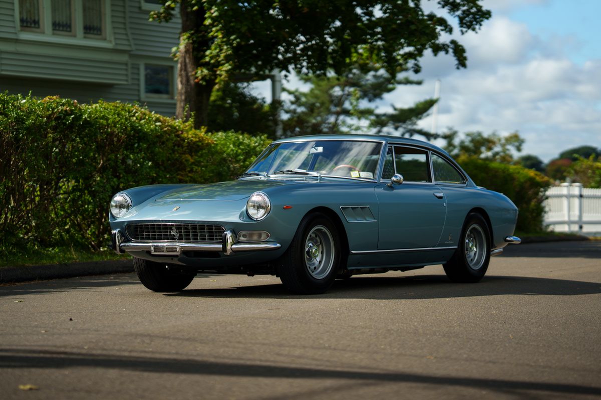 1967 Ferrari 330 GT 2+2