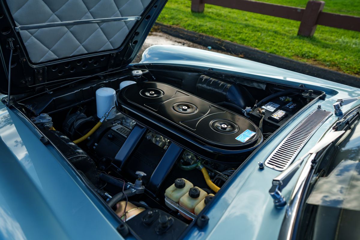 1967 Ferrari 330 GT 2+2