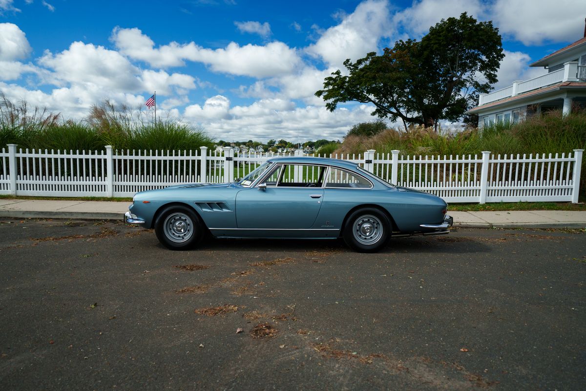 1967 Ferrari 330 GT 2+2