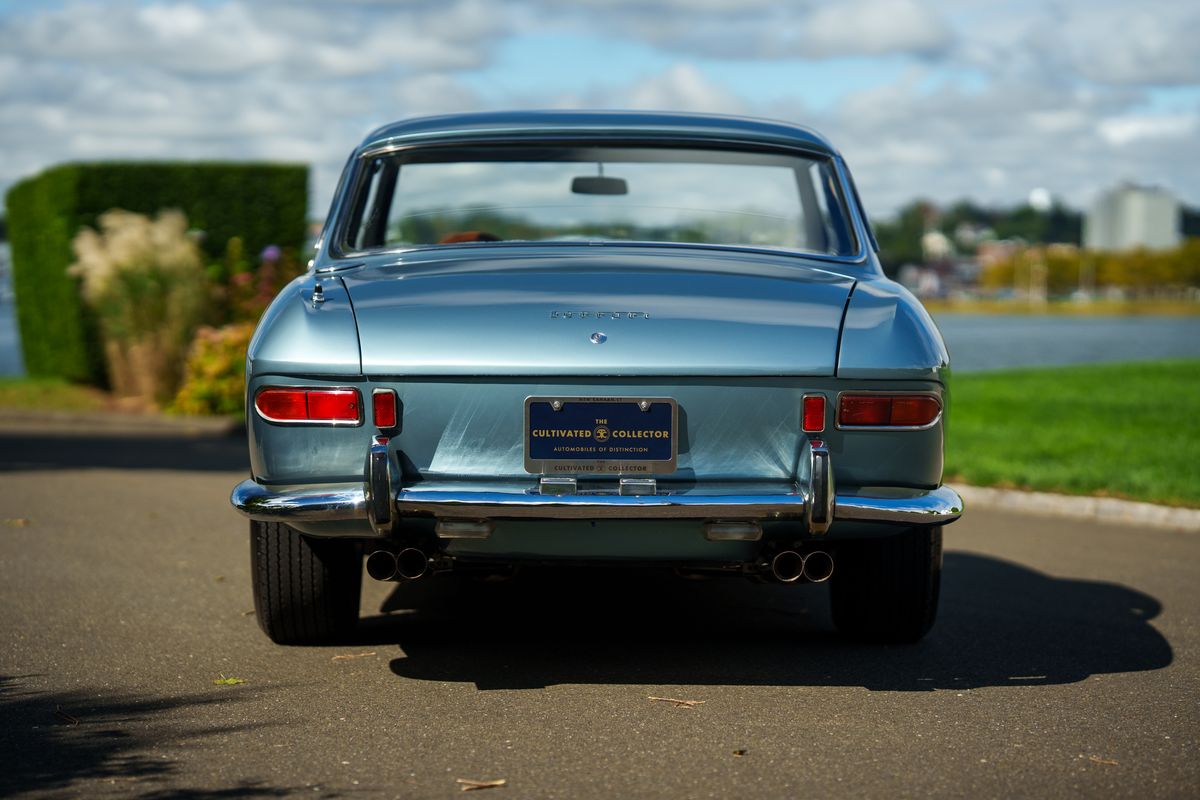 1967 Ferrari 330 GT 2+2