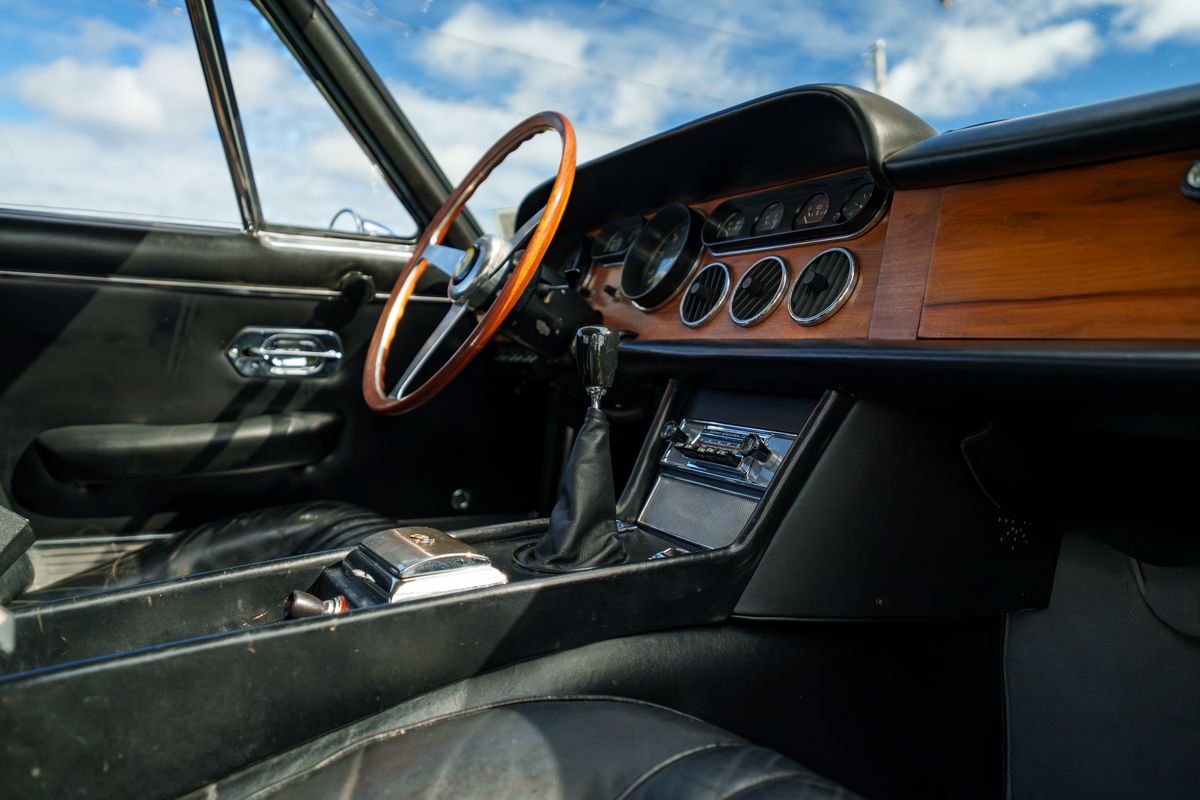 1967 Ferrari 330 GT 2+2
