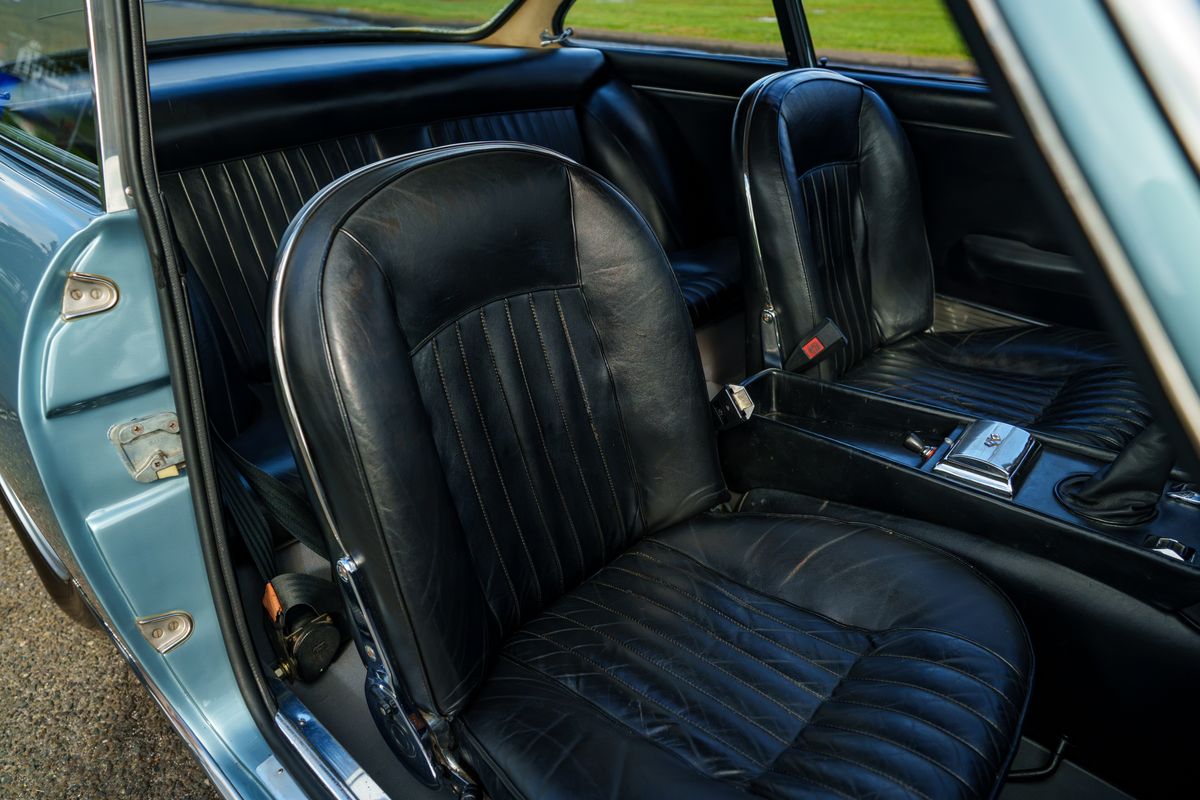 1967 Ferrari 330 GT 2+2