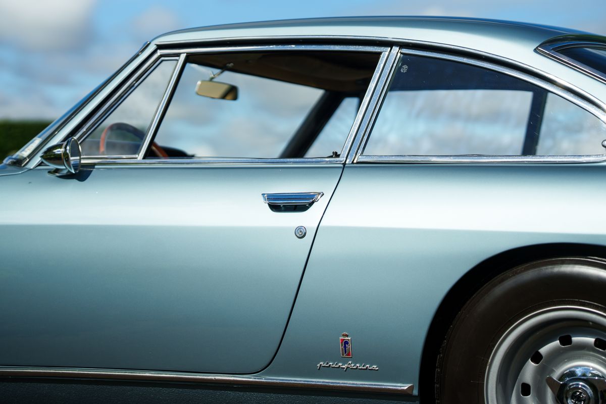 1967 Ferrari 330 GT 2+2