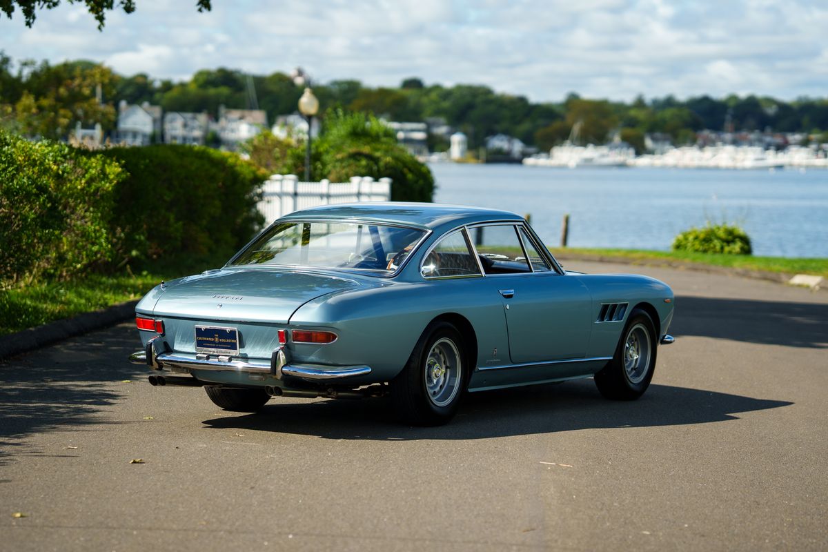 1967 Ferrari 330 GT 2+2