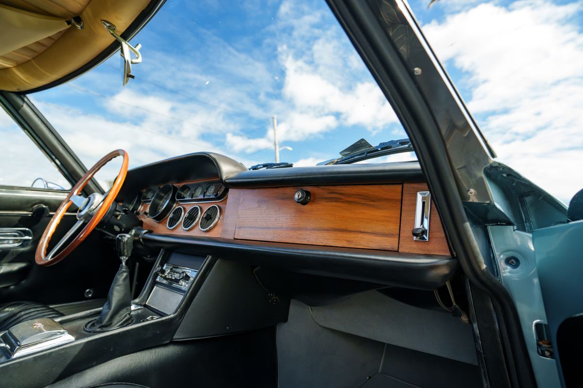 1967 Ferrari 330 GT 2+2