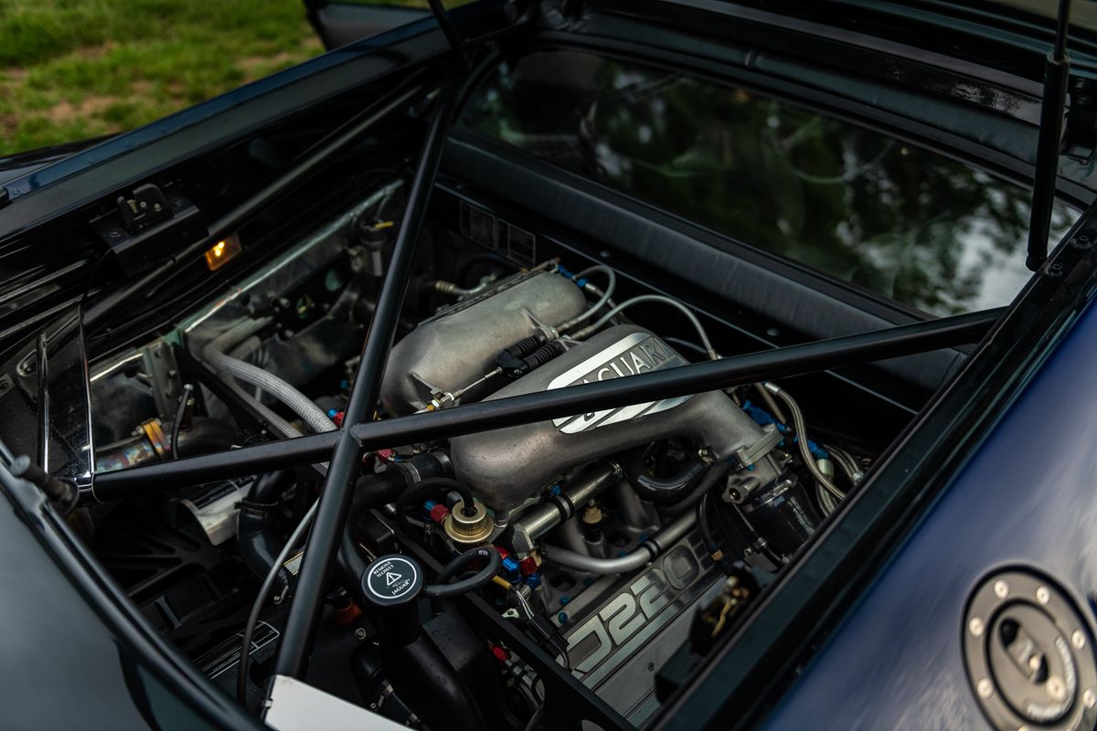 1993 Jaguar XJ220