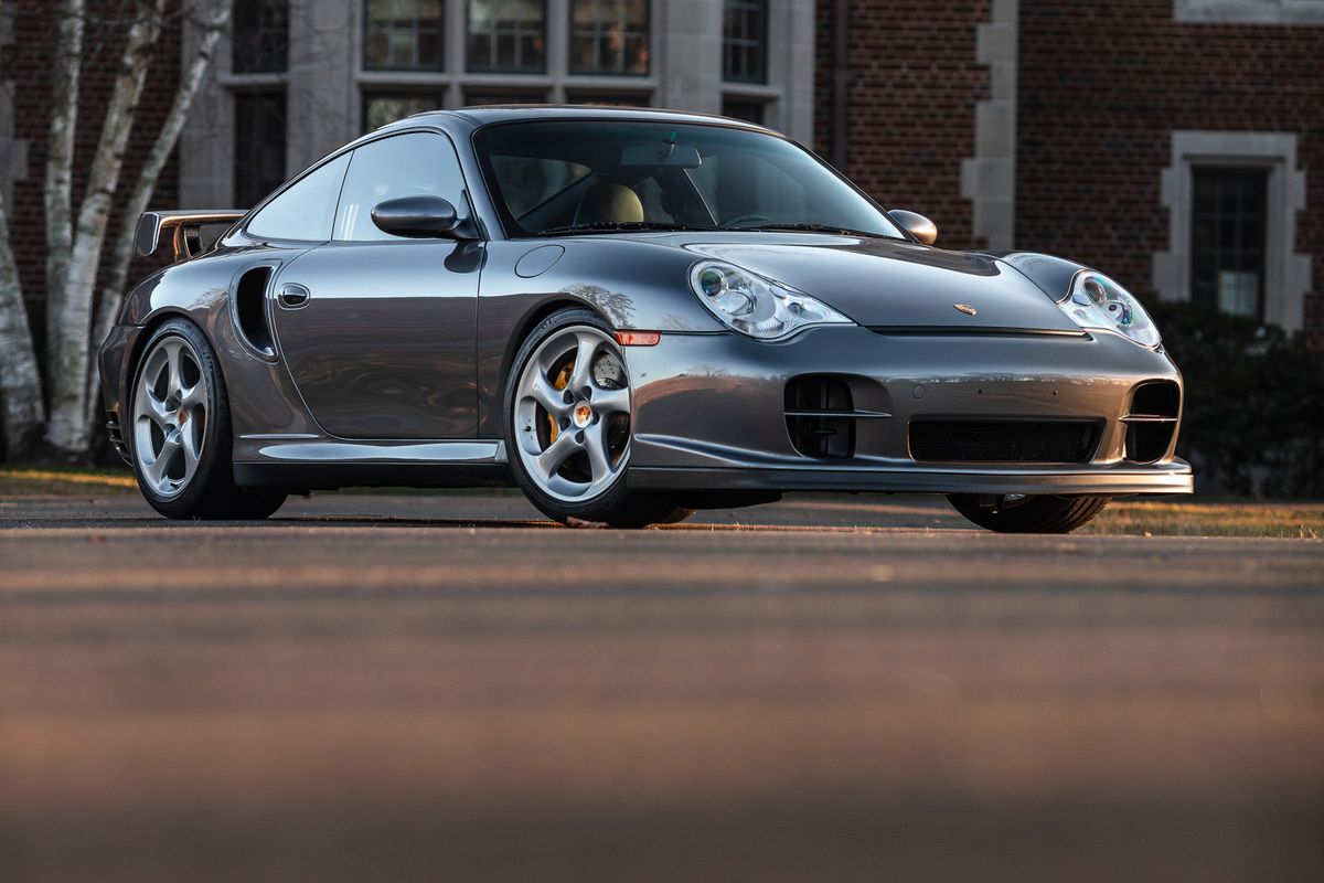2002 Porsche 911 GT2