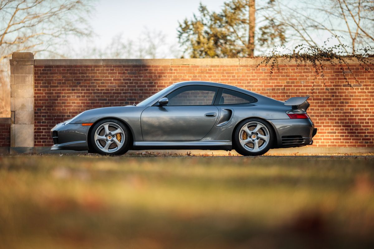 2002 Porsche 911 GT2