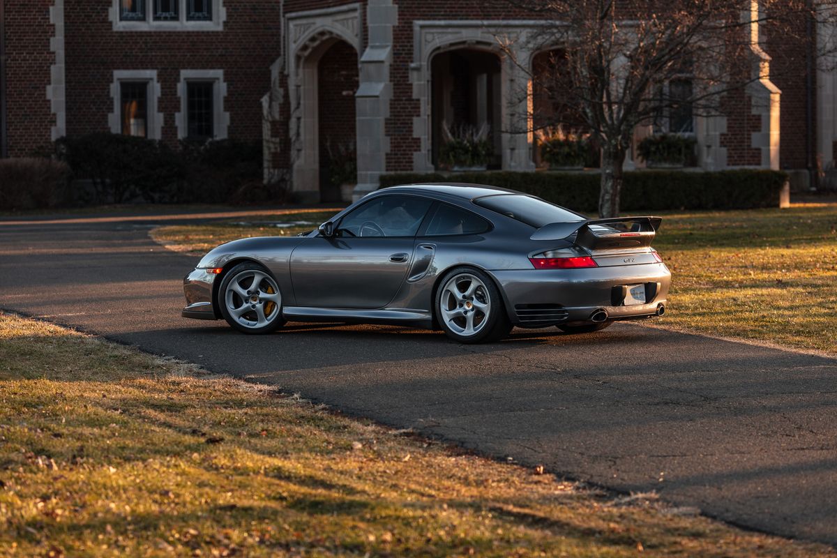 2002 Porsche 911 GT2