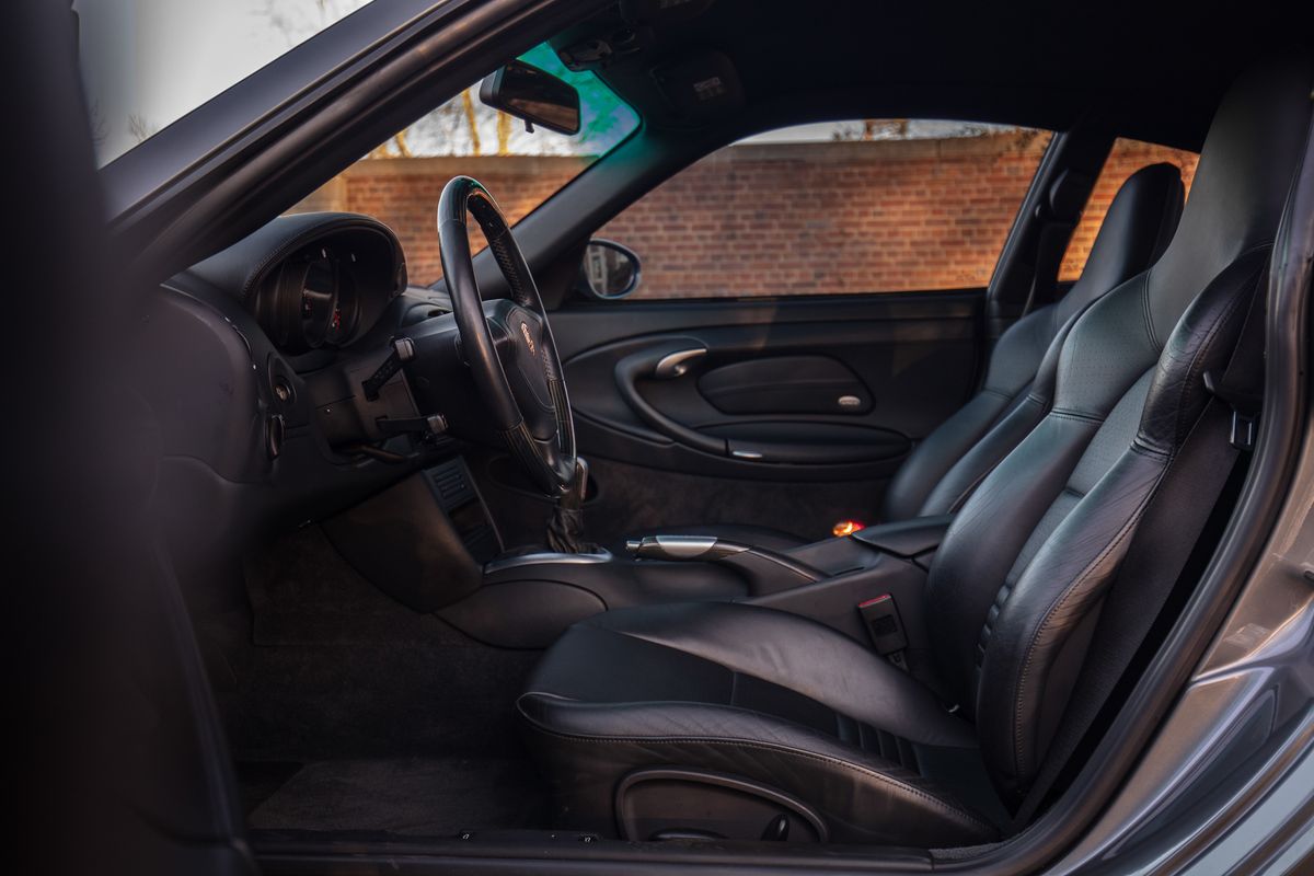 2002 Porsche 911 GT2