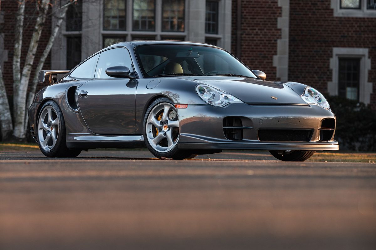 2002 Porsche 911 GT2