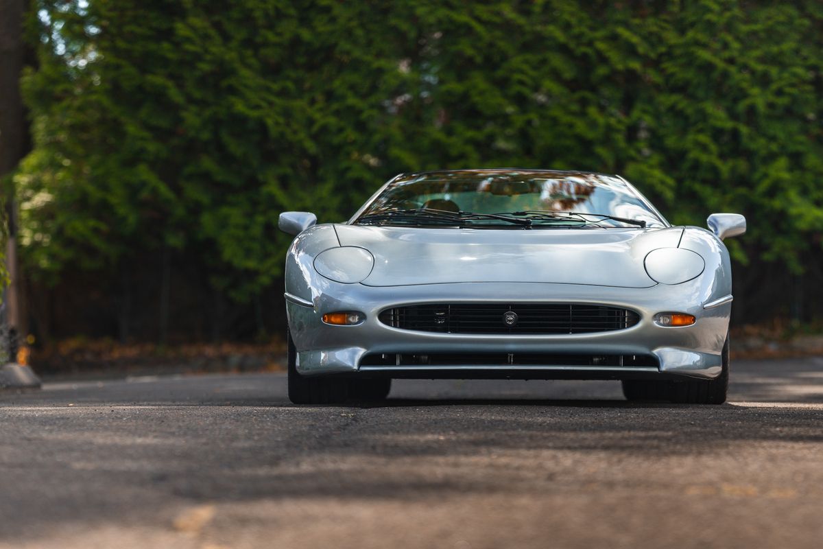 1993 Jaguar XJ220