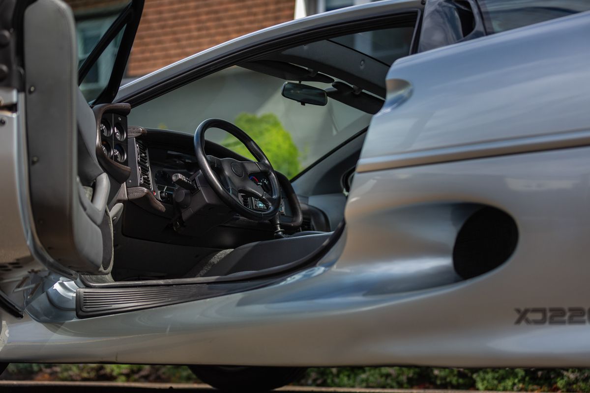 1993 Jaguar XJ220