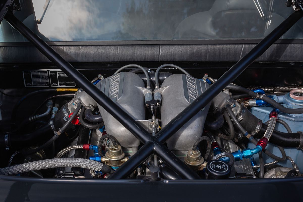 1993 Jaguar XJ220