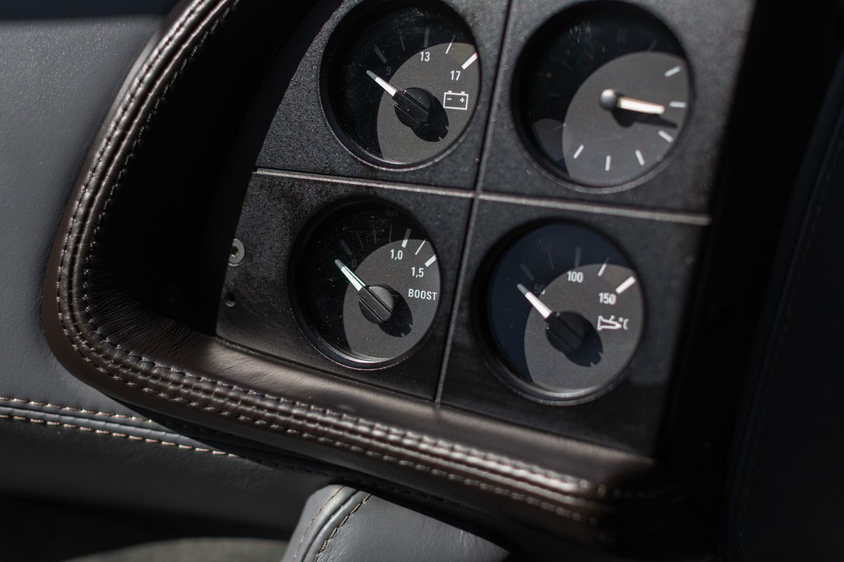 1993 Jaguar XJ220