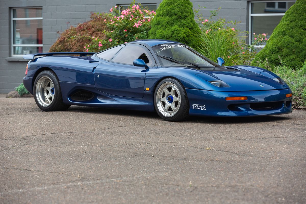 1991 Jaguar XJR-15