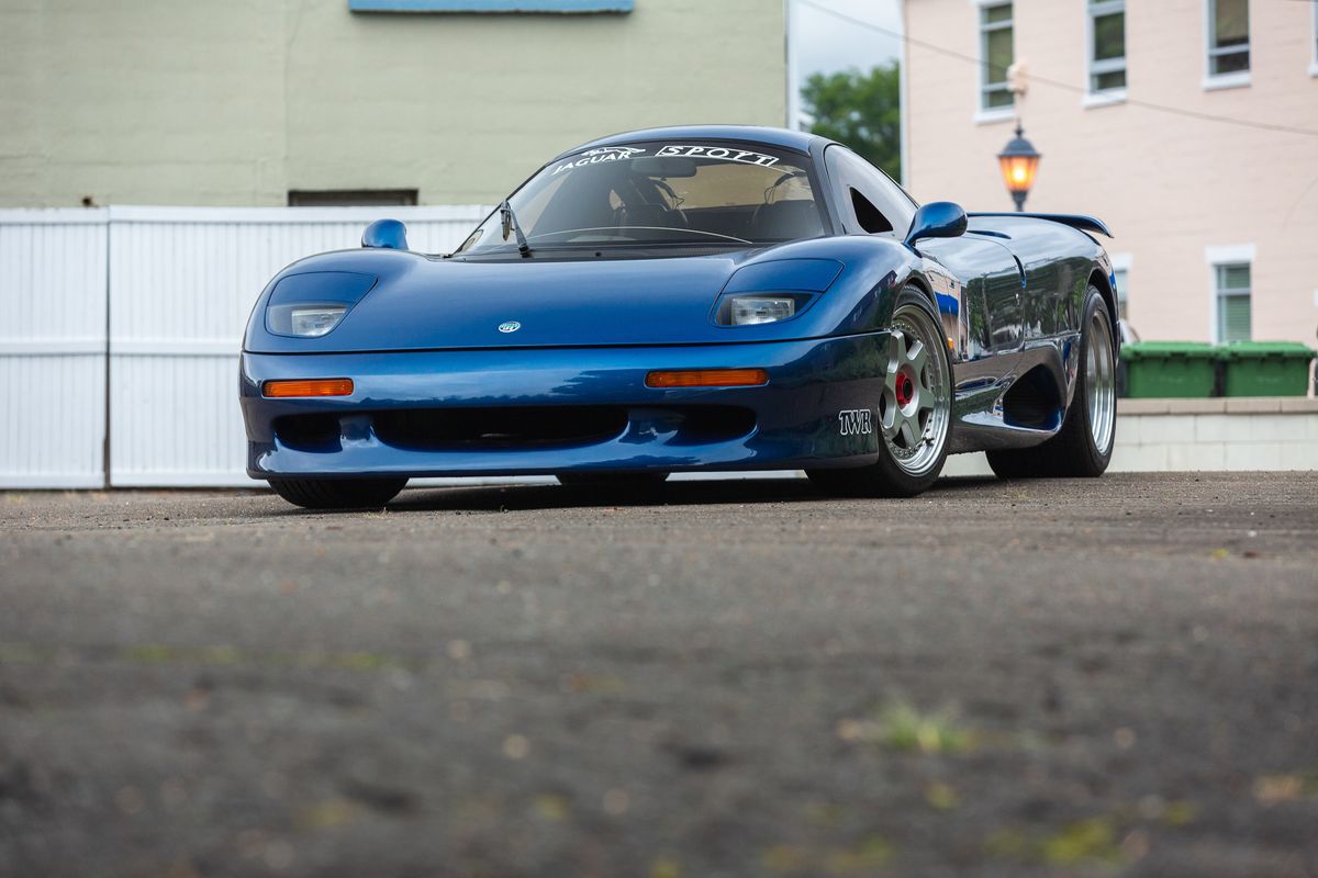 1991 Jaguar XJR-15
