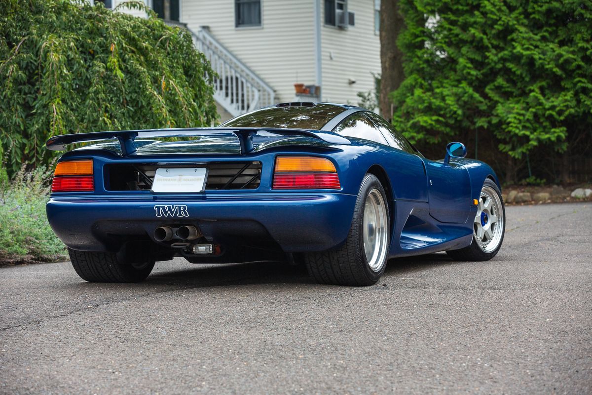 1991 Jaguar XJR-15